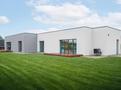 Vilniaus r. sav., Bezdonių k., Geležinkelio g.