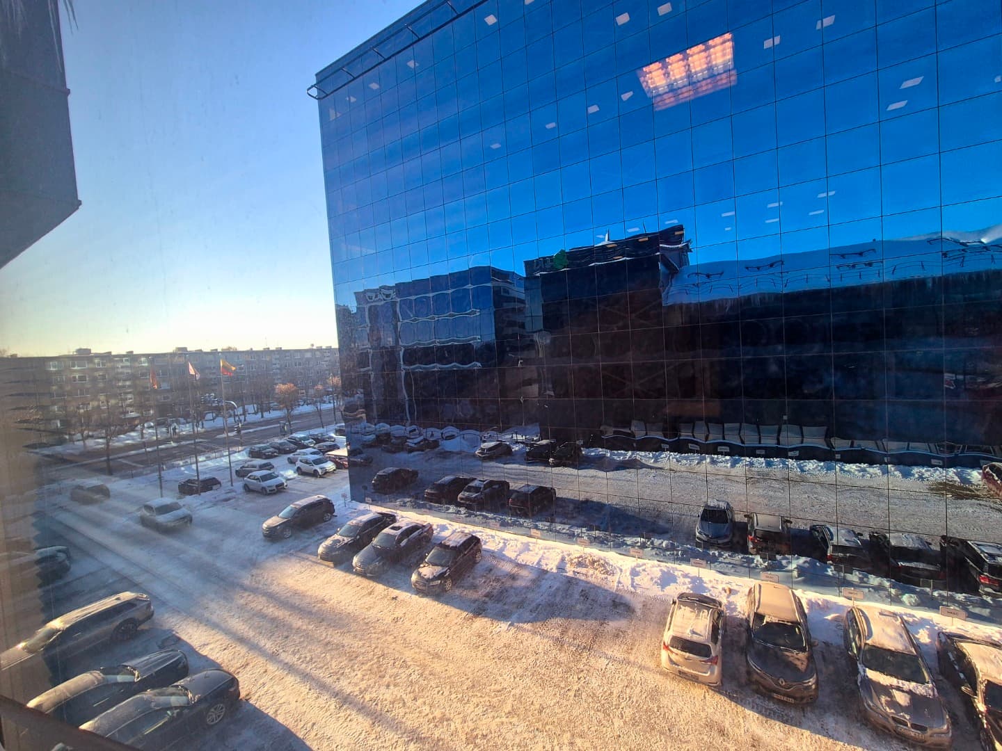 Kauno m. sav., Kauno m., Kalniečiai, Savanorių pr.