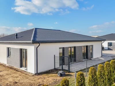 Kauno r. sav., Užliedžių k., Pienių g.