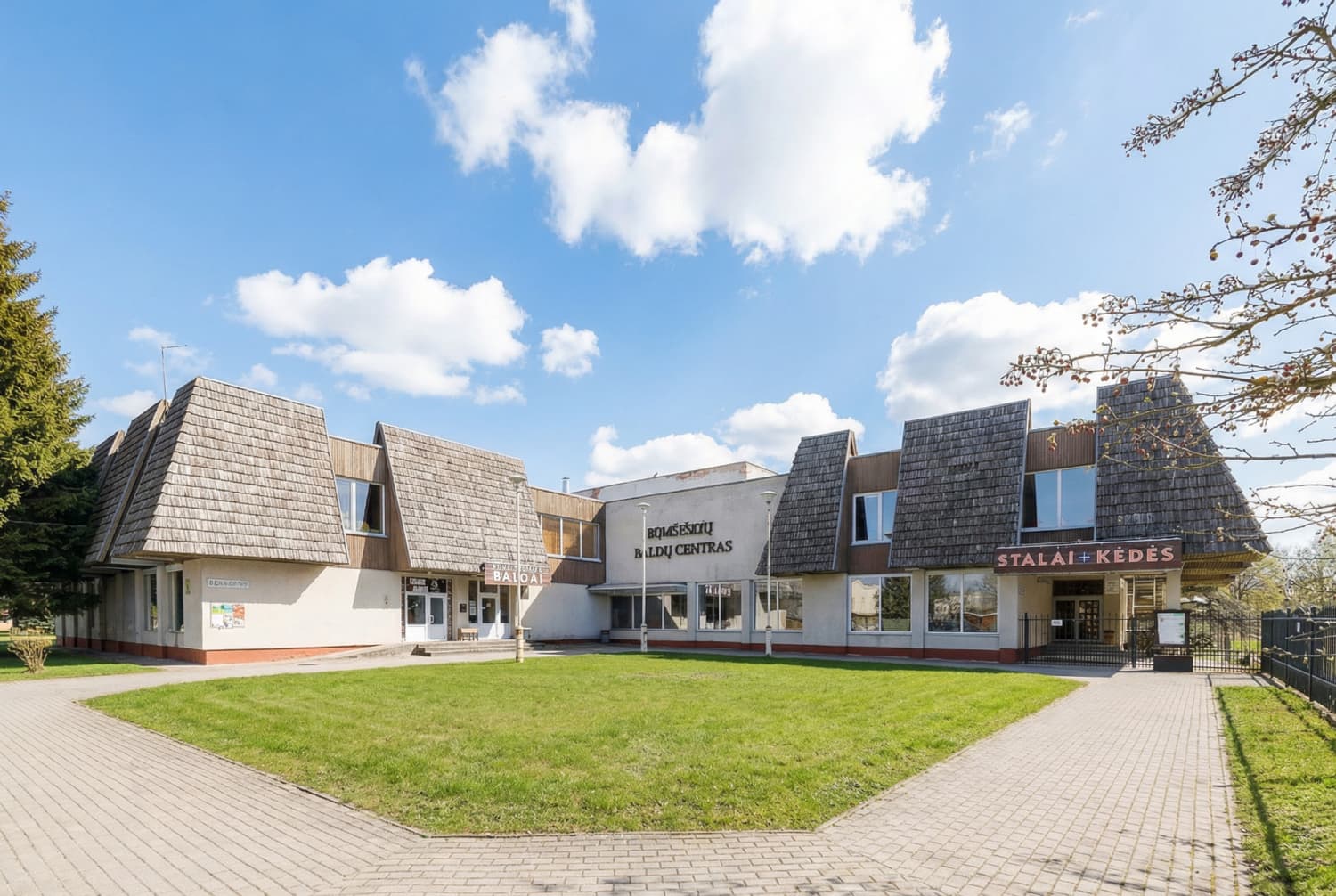 Kaišiadorių r. sav., Rumšiškių mstl., Nemuno g.